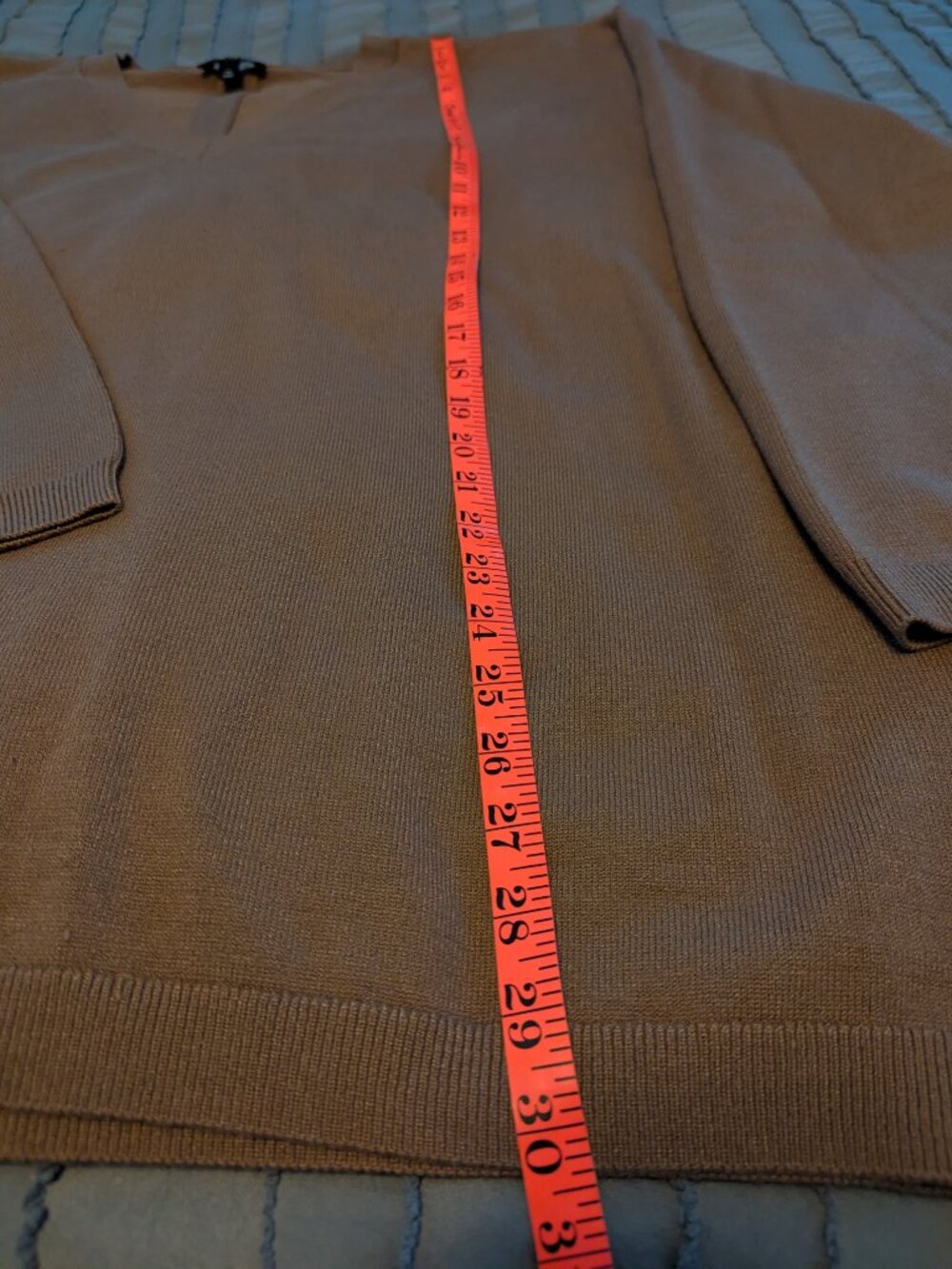 Kenneth Cole Brown V Neck Sweater New - Picture 4 of 7